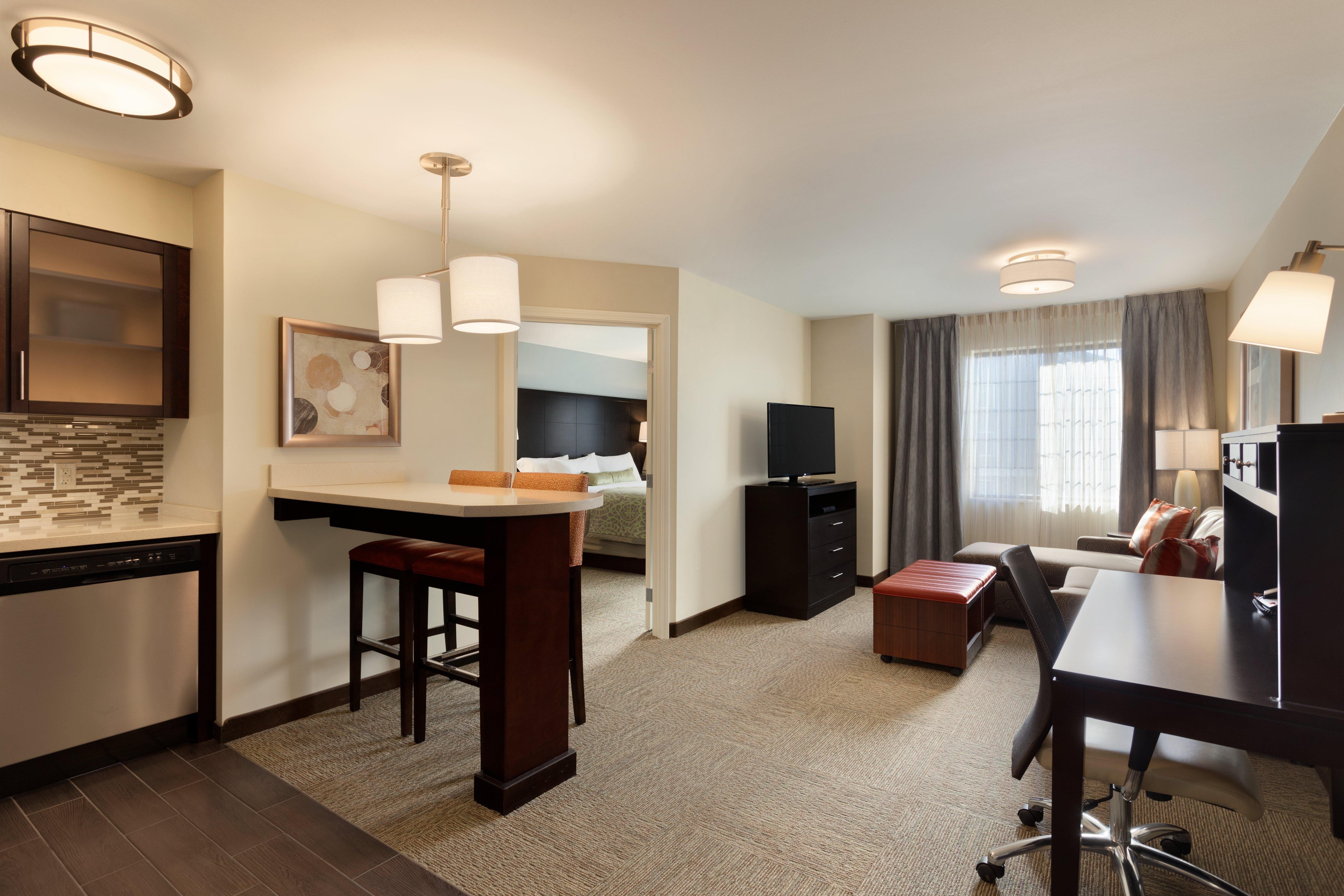 Staybridge Suites Midland By Ihg Εξωτερικό φωτογραφία