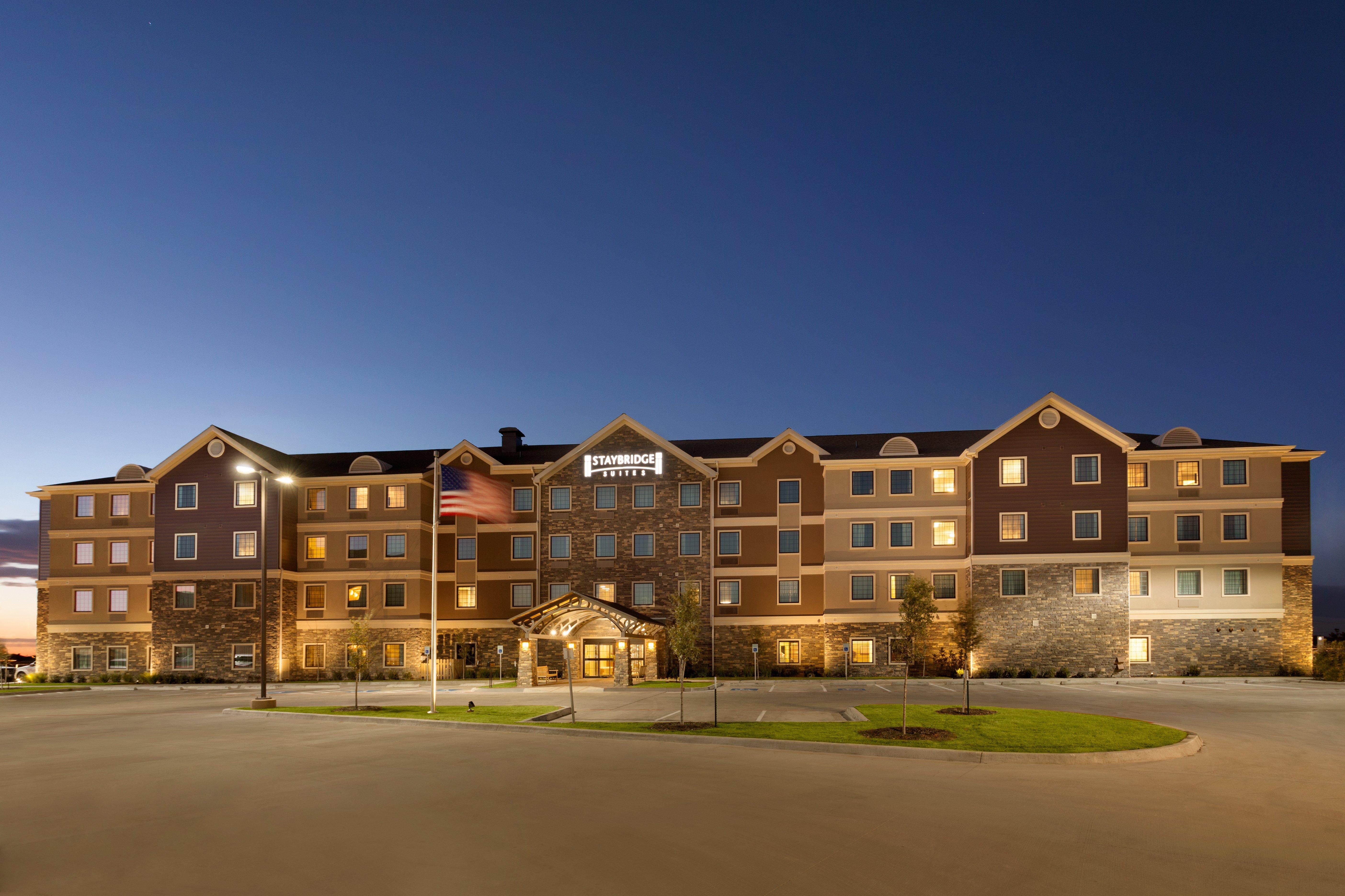 Staybridge Suites Midland By Ihg Εξωτερικό φωτογραφία